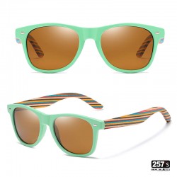 Sunglasses with colored and polarized wooden temples | Wayfarer style